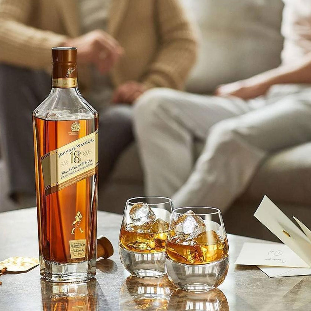 jw Savor the intensely rich and perfectly balanced taste of this exceptional Scotch Whisky.
