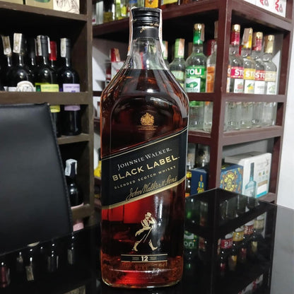 Johnnie Walker Black Label 12 Year Old Blended Scotch Whisky 1.75L (40% abv) Price Philippines 